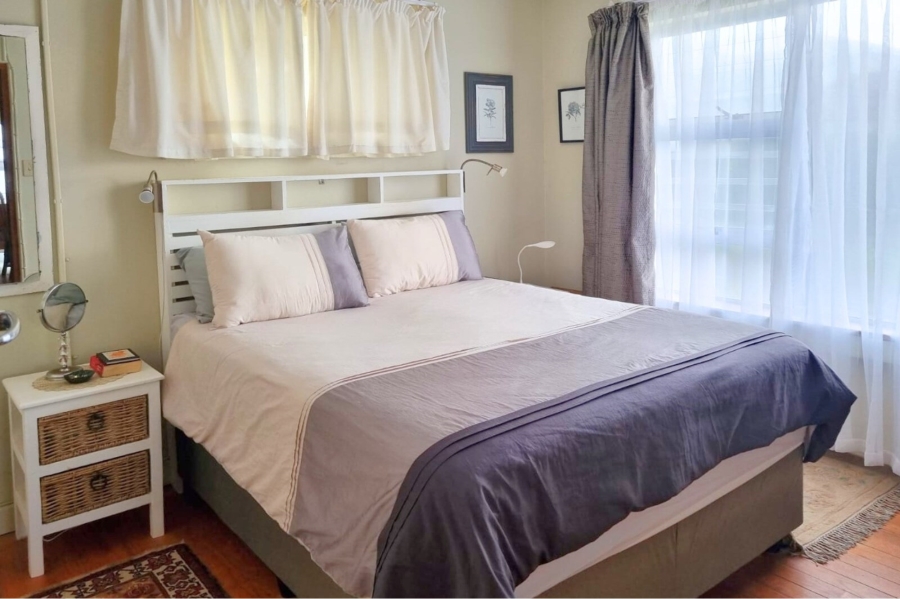 4 Bedroom Property for Sale in Buffalo Bay Western Cape